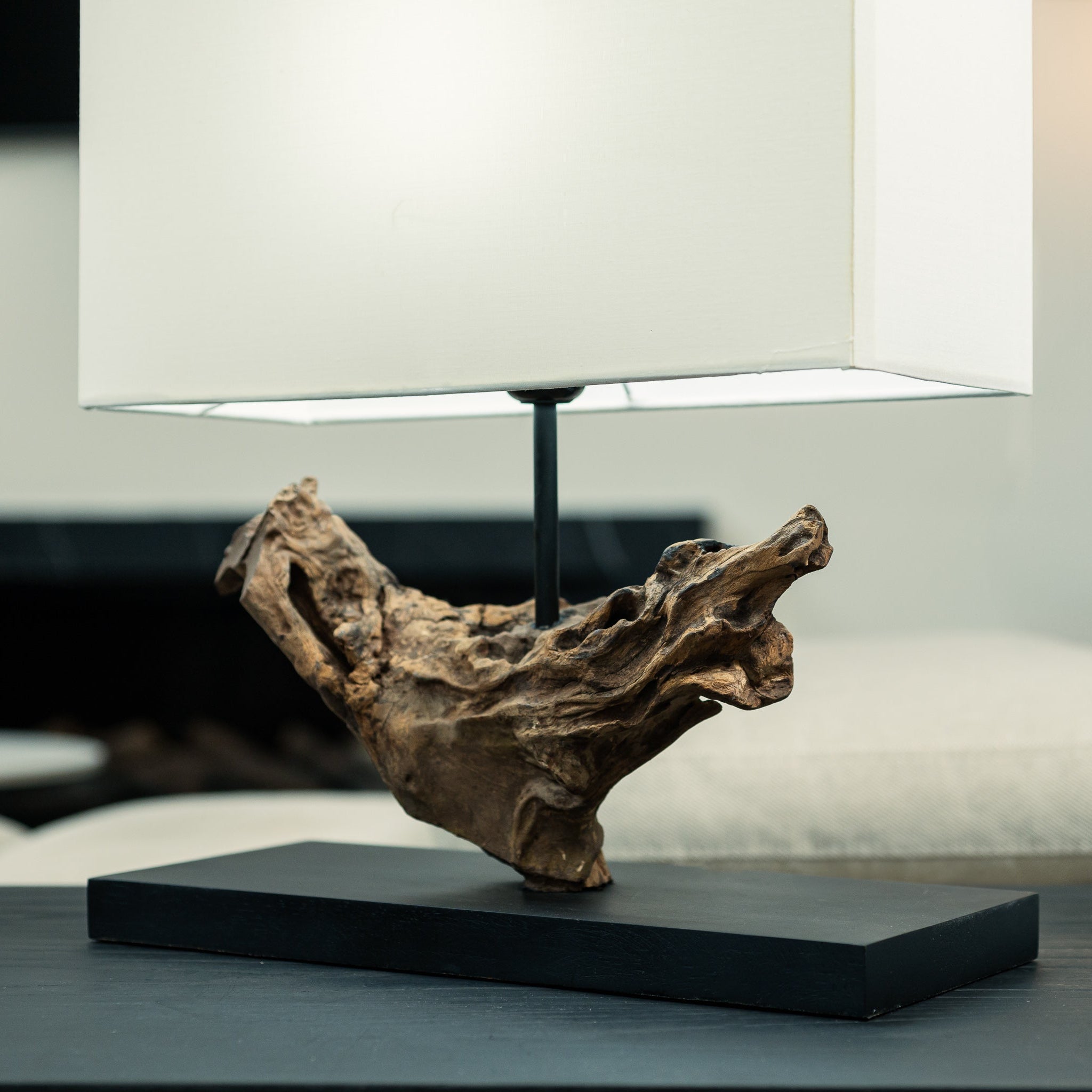 Zelara Table Lamp - Willow Tree DecorLi172