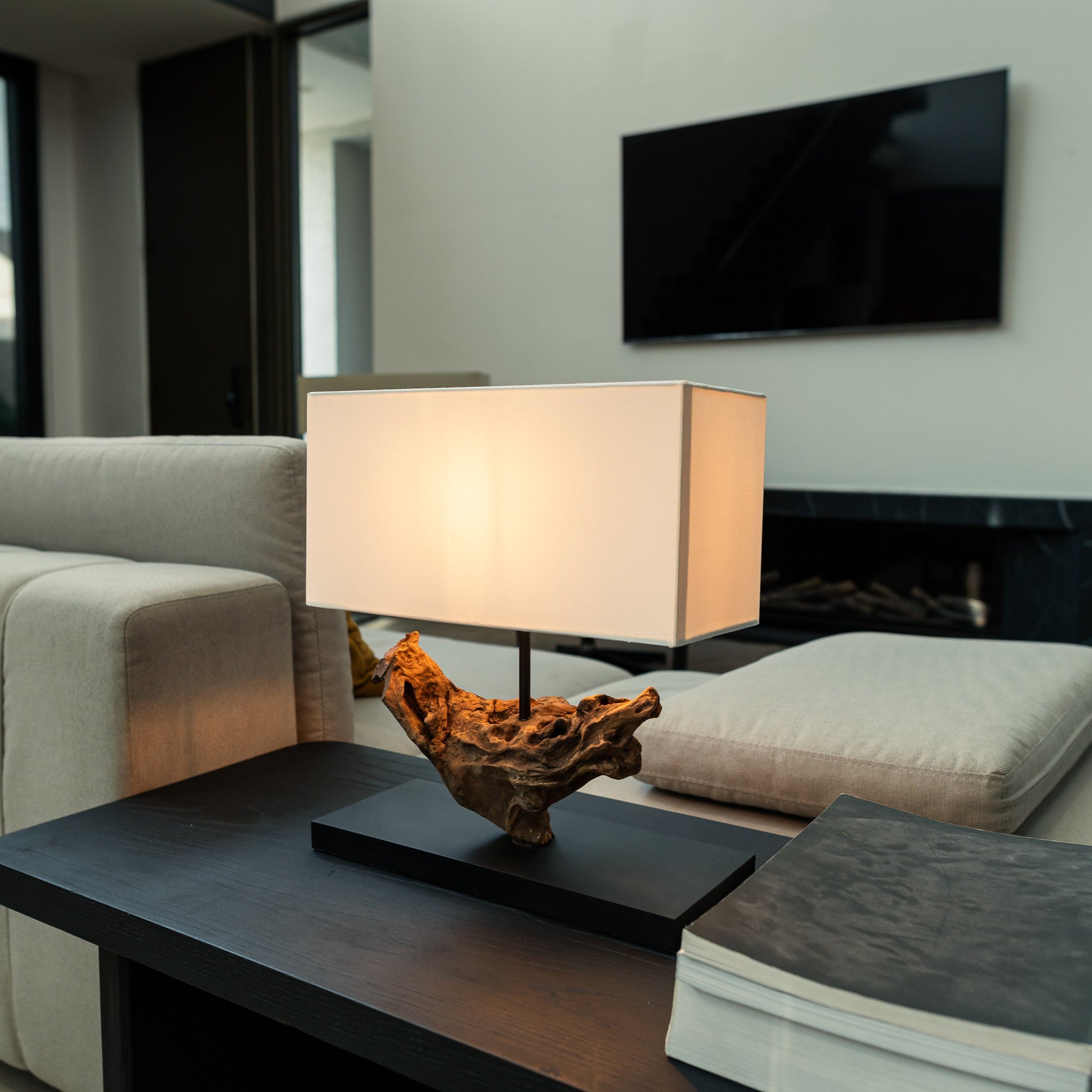 Zelara Table Lamp - Willow Tree DecorLi172