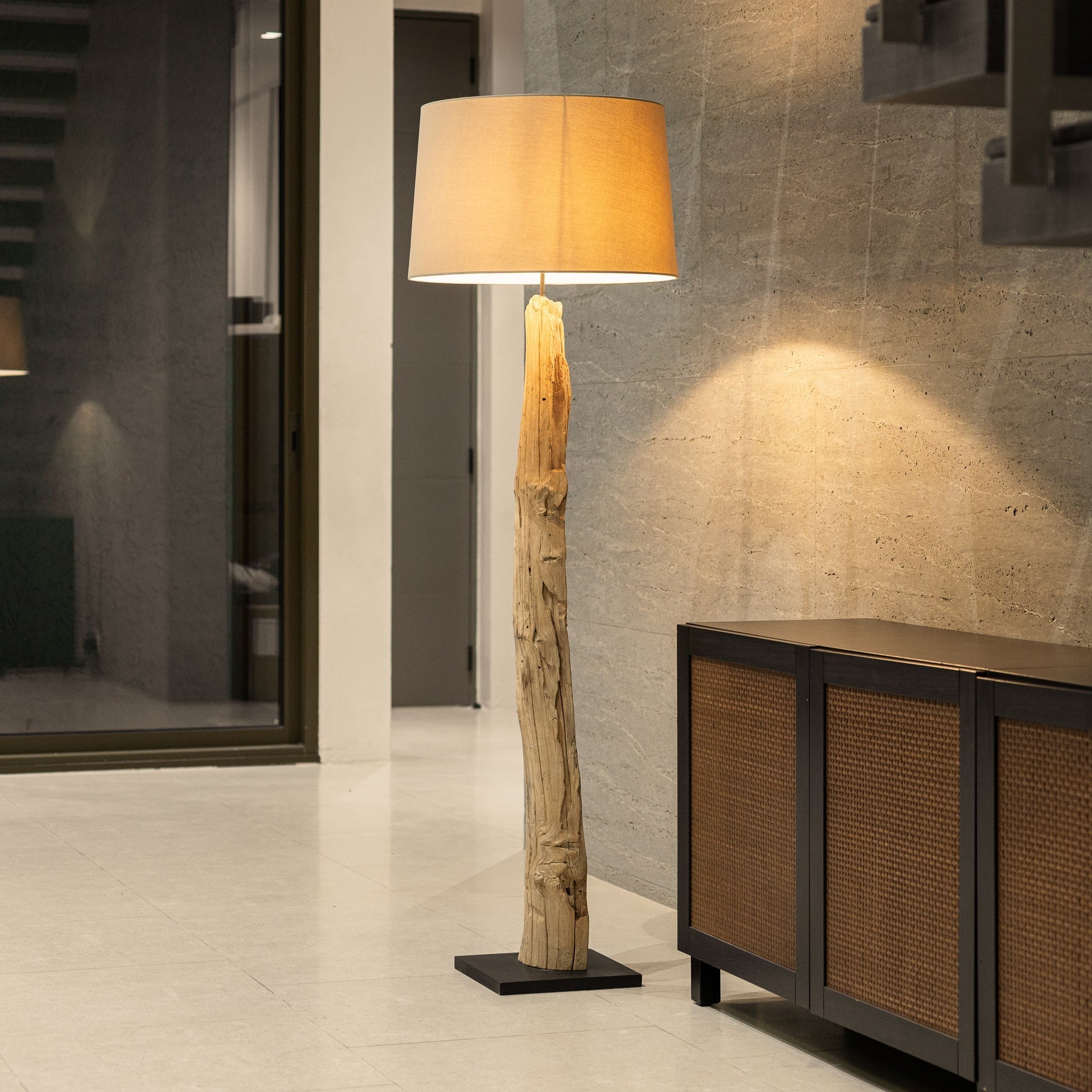 Nimara Floor Lamp - Willow Tree DecorLi168