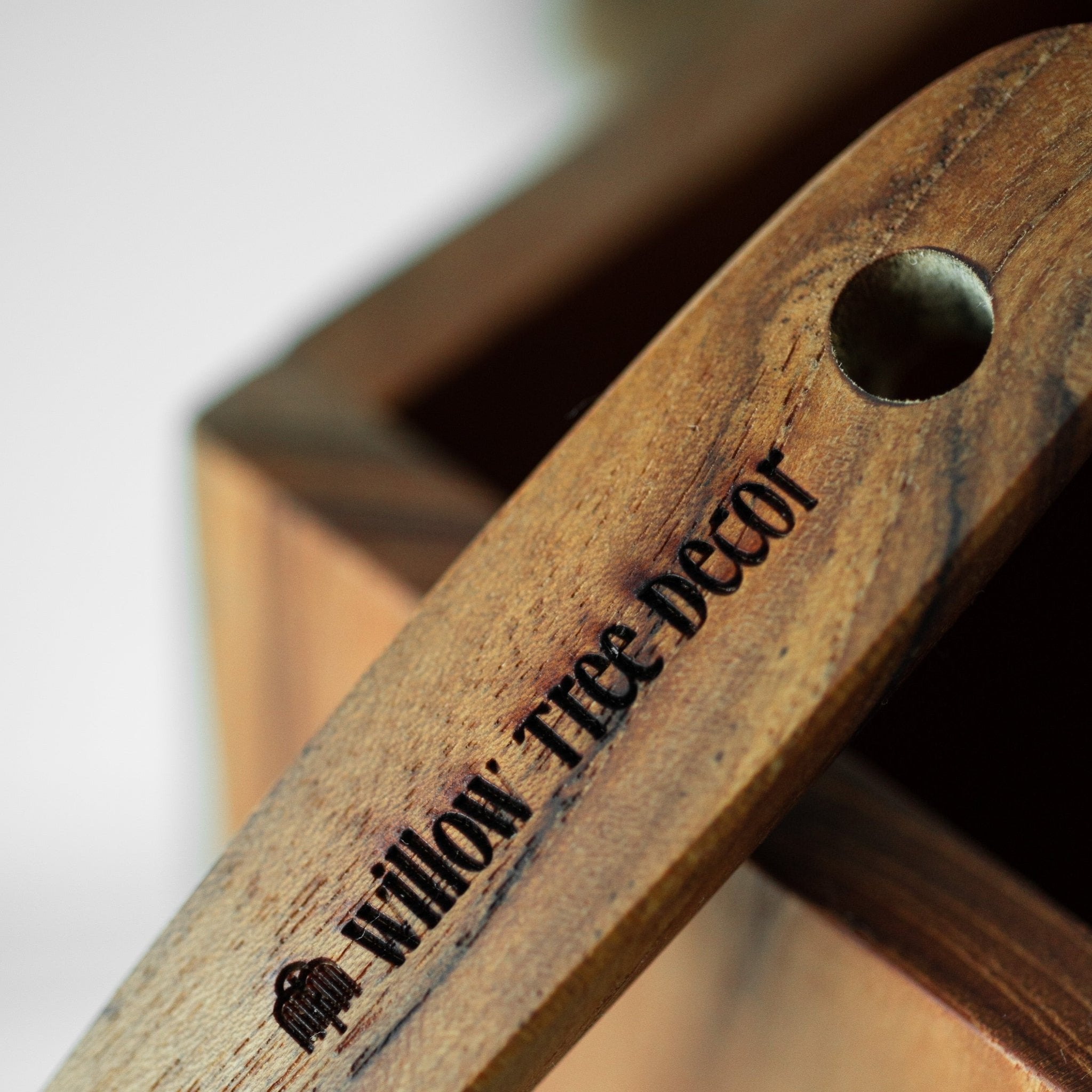 Teakwood Essential Utensil Set (inc. Flip Tongs) - Willow Tree DecorKD270