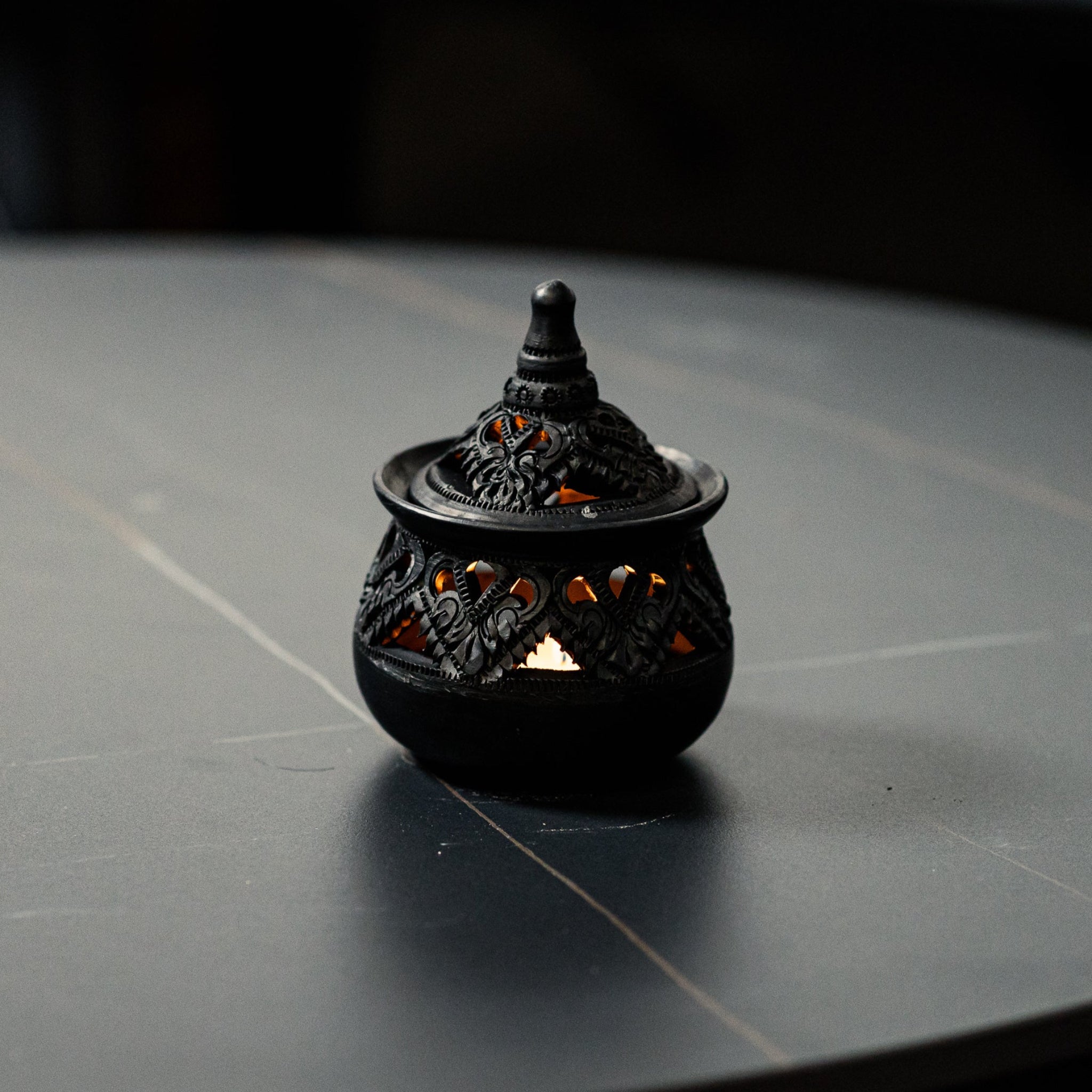 Noctura Carved Tealight Burner - Willow Tree DecorCB7