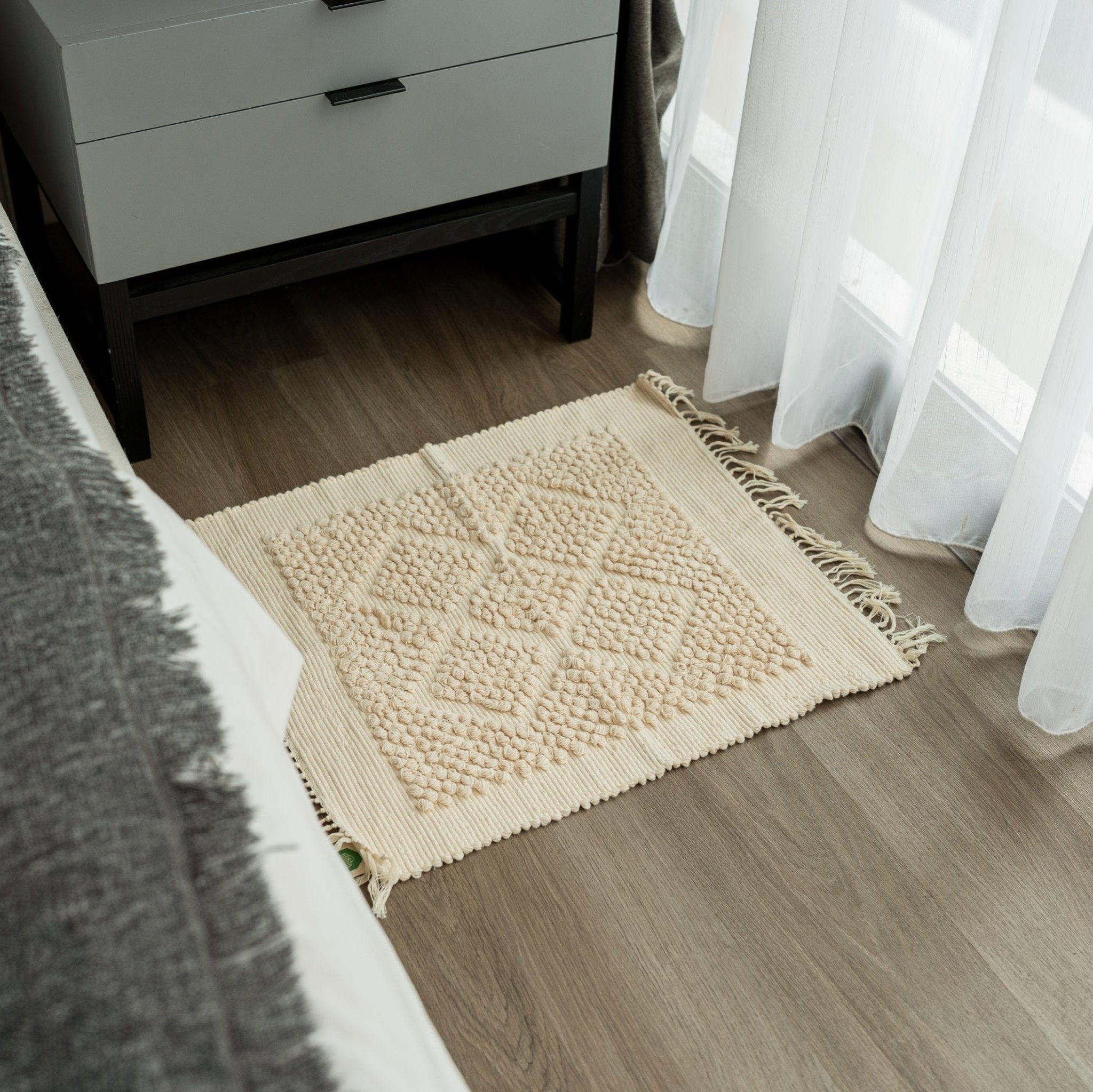 Hand - Woven Neutral Mat (52x63cm) - Willow Tree DecorSF151