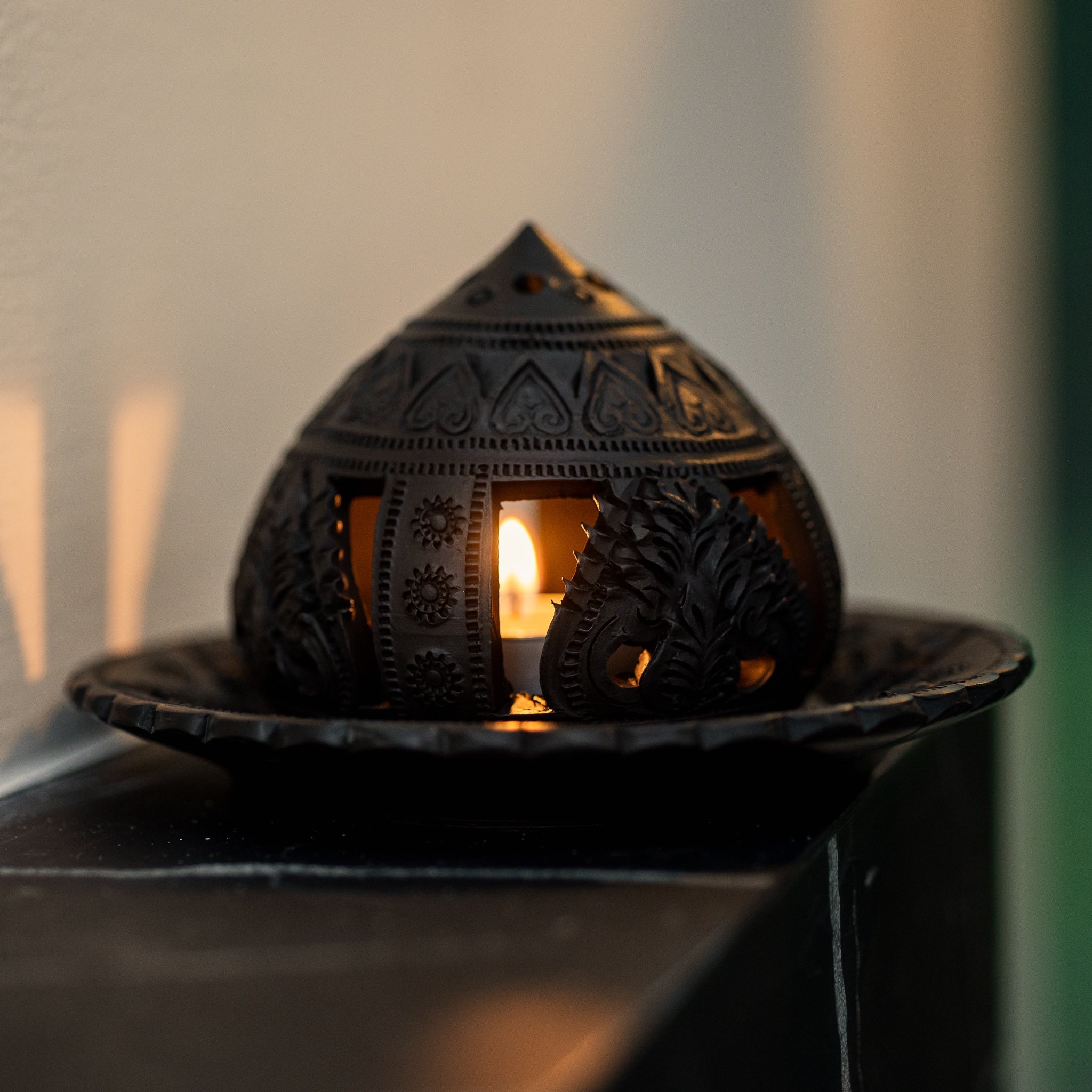 Handcrafted Black Tealight Holder with Plate - Willow Tree DecorCB264