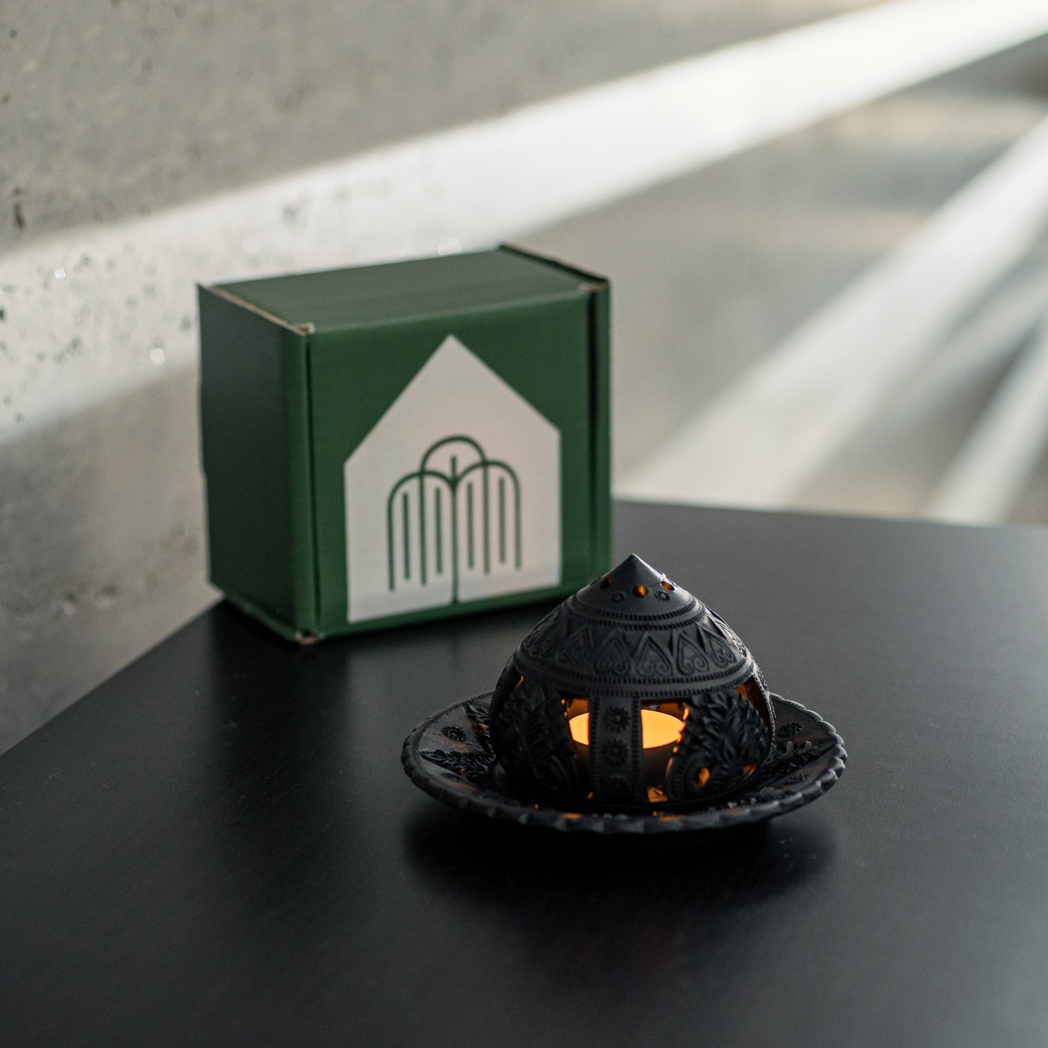 Handcrafted Black Tealight Holder with Plate - Willow Tree DecorCB264