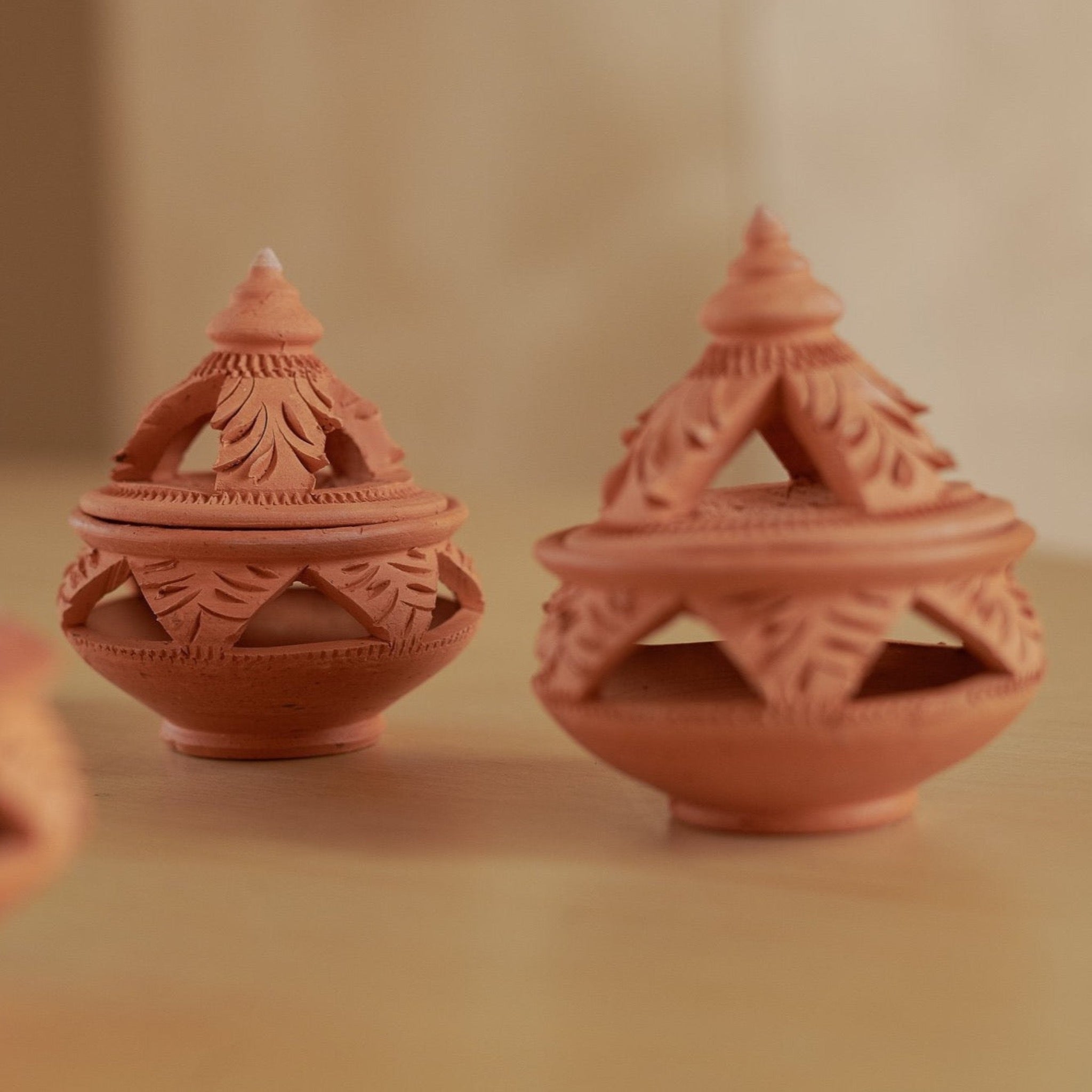 Ceramic Tealight Mini-Burners (set of 6) - Willow Tree DecorCB12T1035